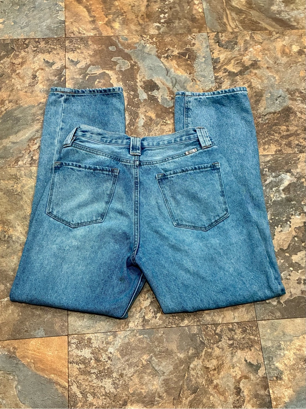 Kancan VINTAGE VIBE HIGH RISE 90S STRAIGHT JEANS - Picture 11 of 16